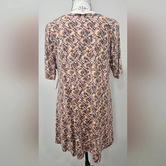 LulaRoe Women's Perfect T Multicolor Half Sleeve Tunic Size Large NWT - Picture 3 of 12